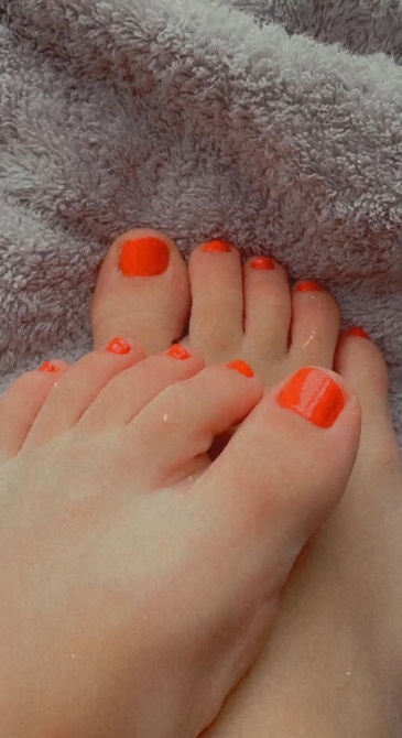 FeetDesireXo OnlyFans