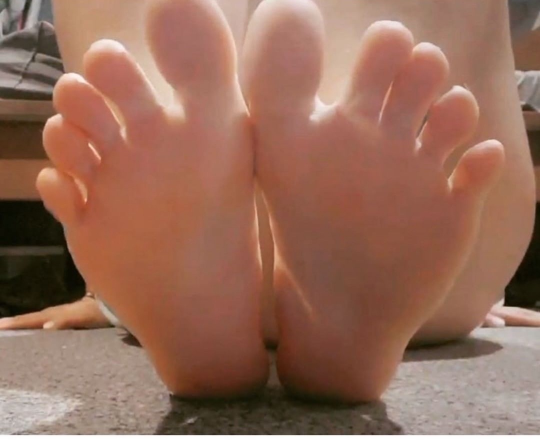 Sexy feet OnlyFans