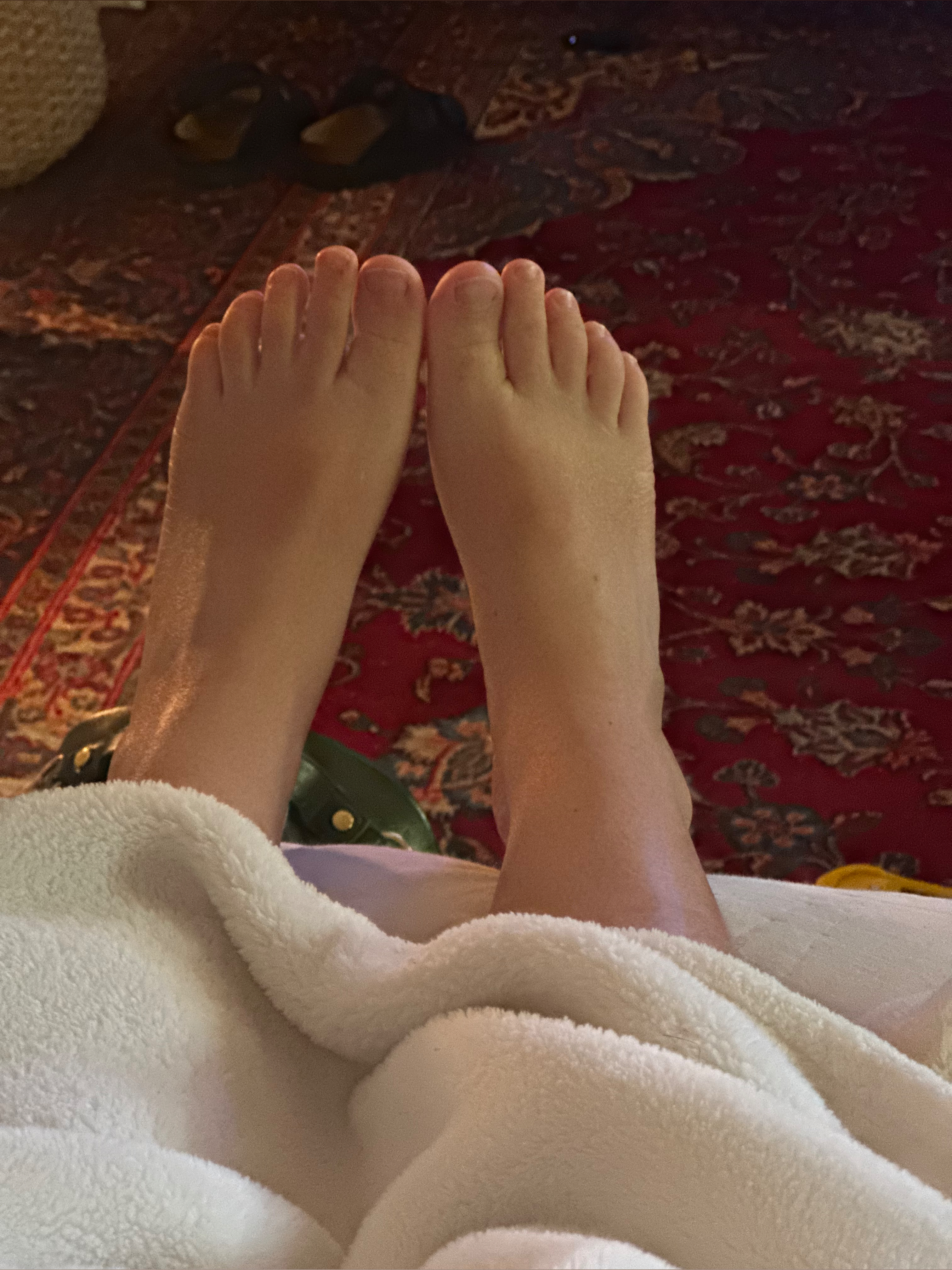 Feetfornow2 OnlyFans header