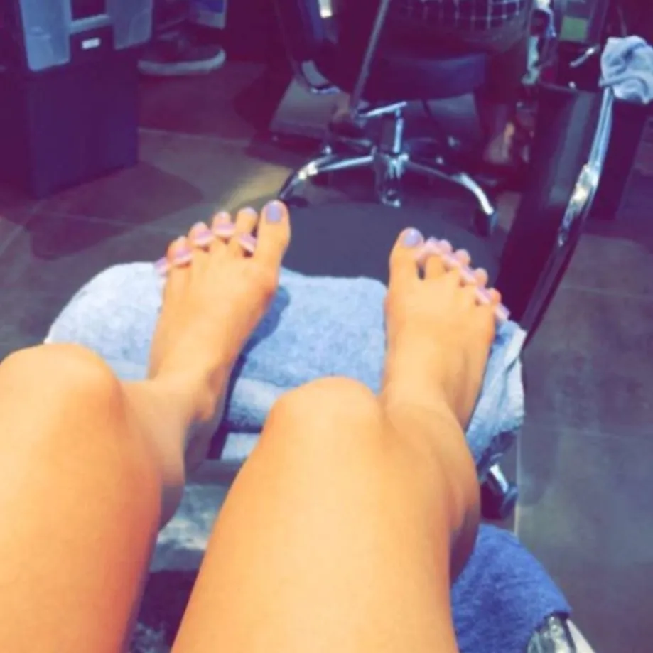 Sally Feet Pics 💕 OnlyFans header