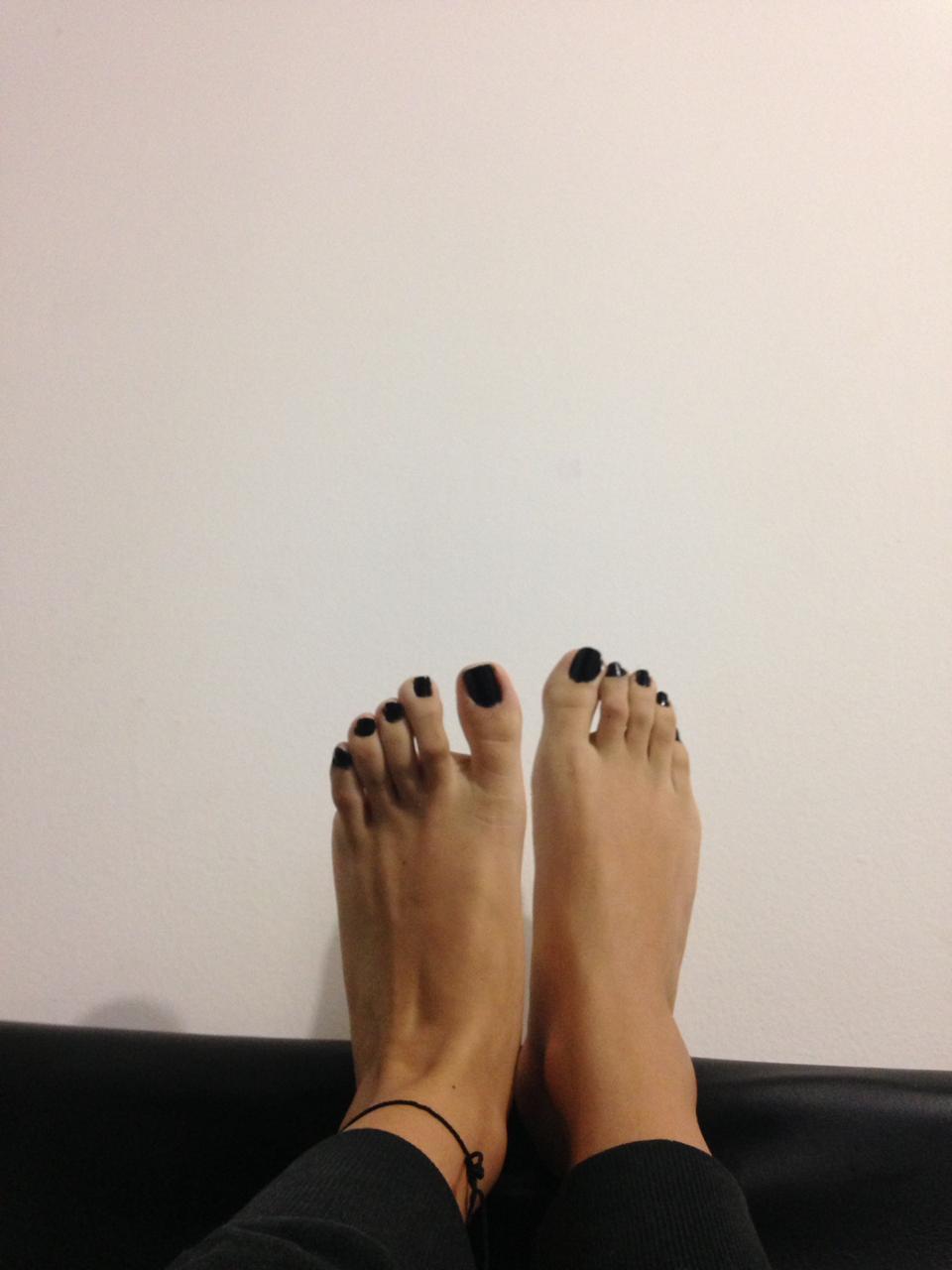 Feet Luisa