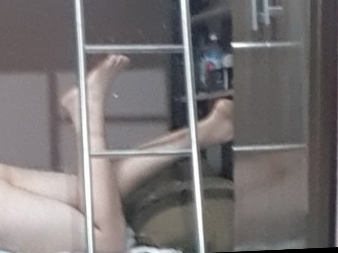 Feet man (10.5) OnlyFans header