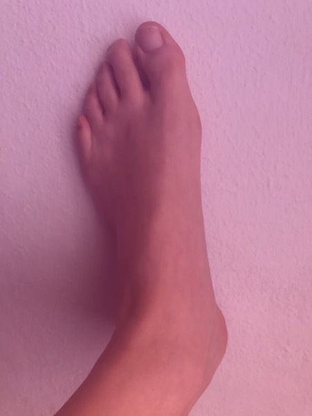 Touch Me – Xander’s Feet