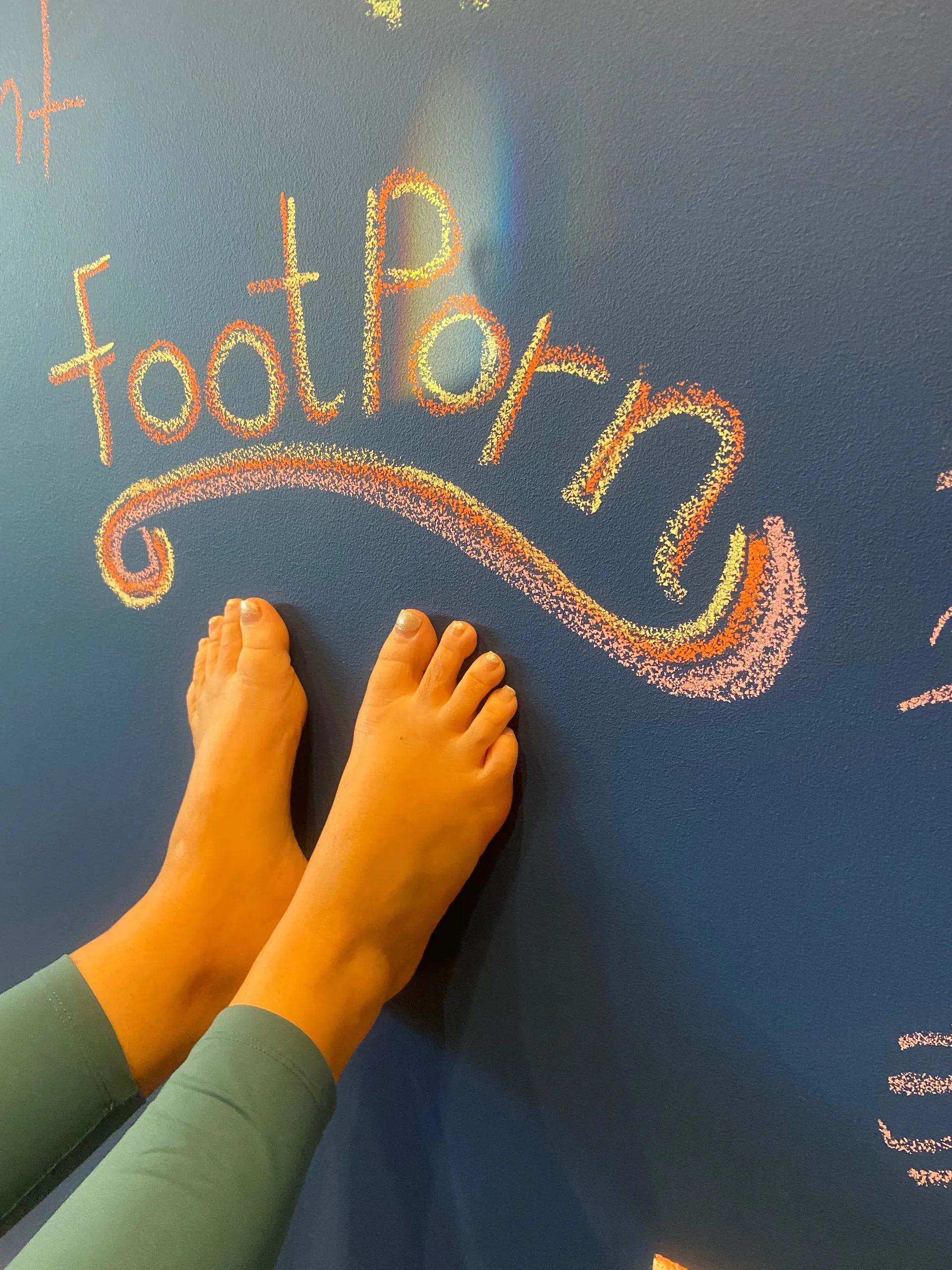 Feeona OnlyFans header