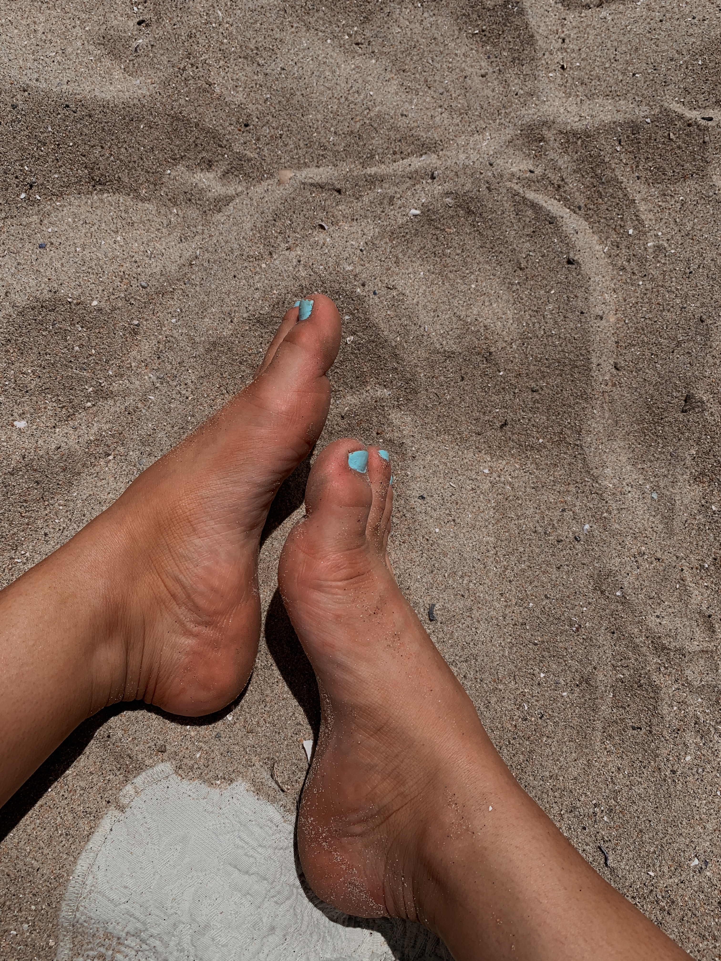 FEET PICS + DIRTY SOCKS OnlyFans