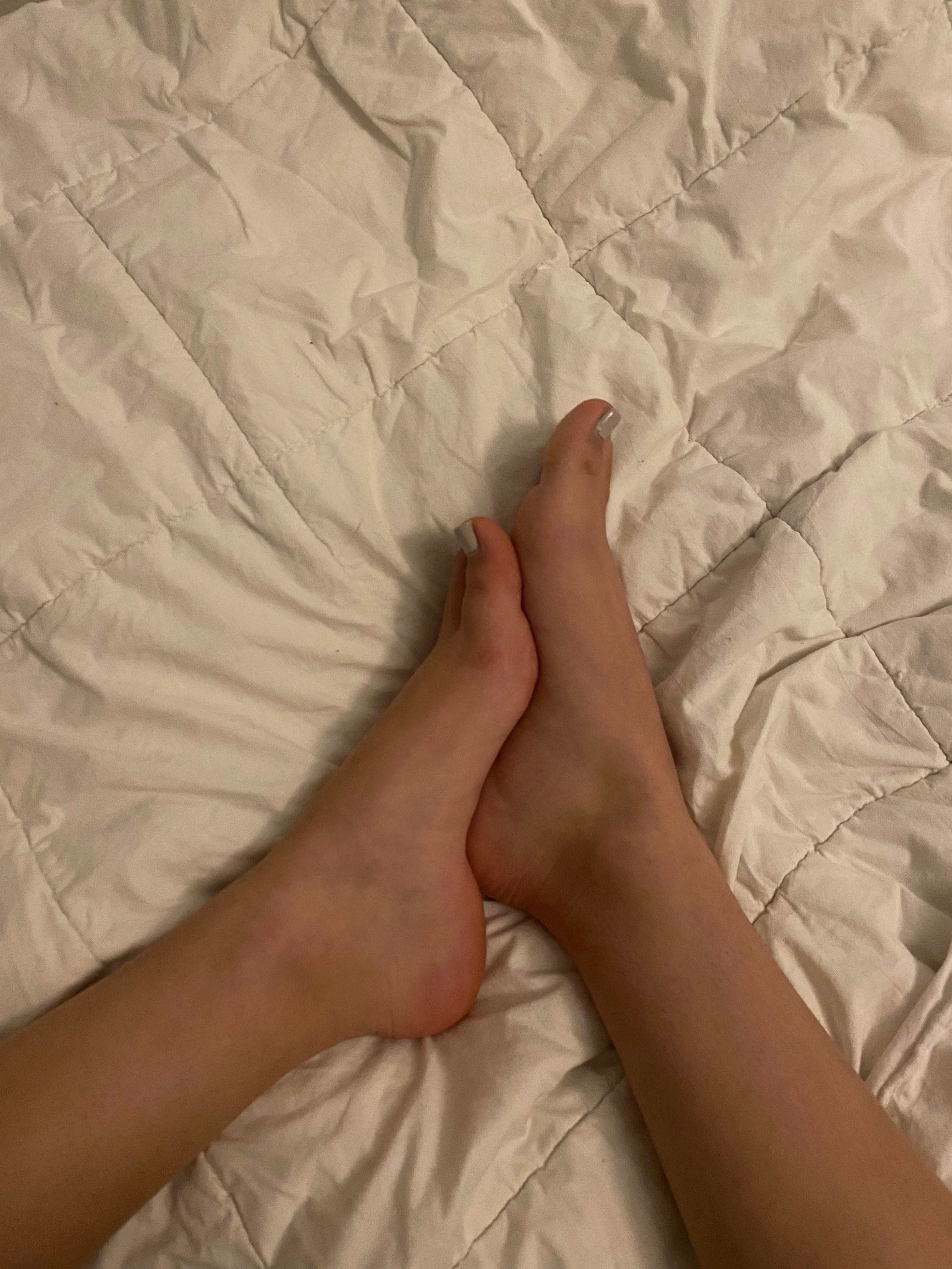 Feet pictures OnlyFans