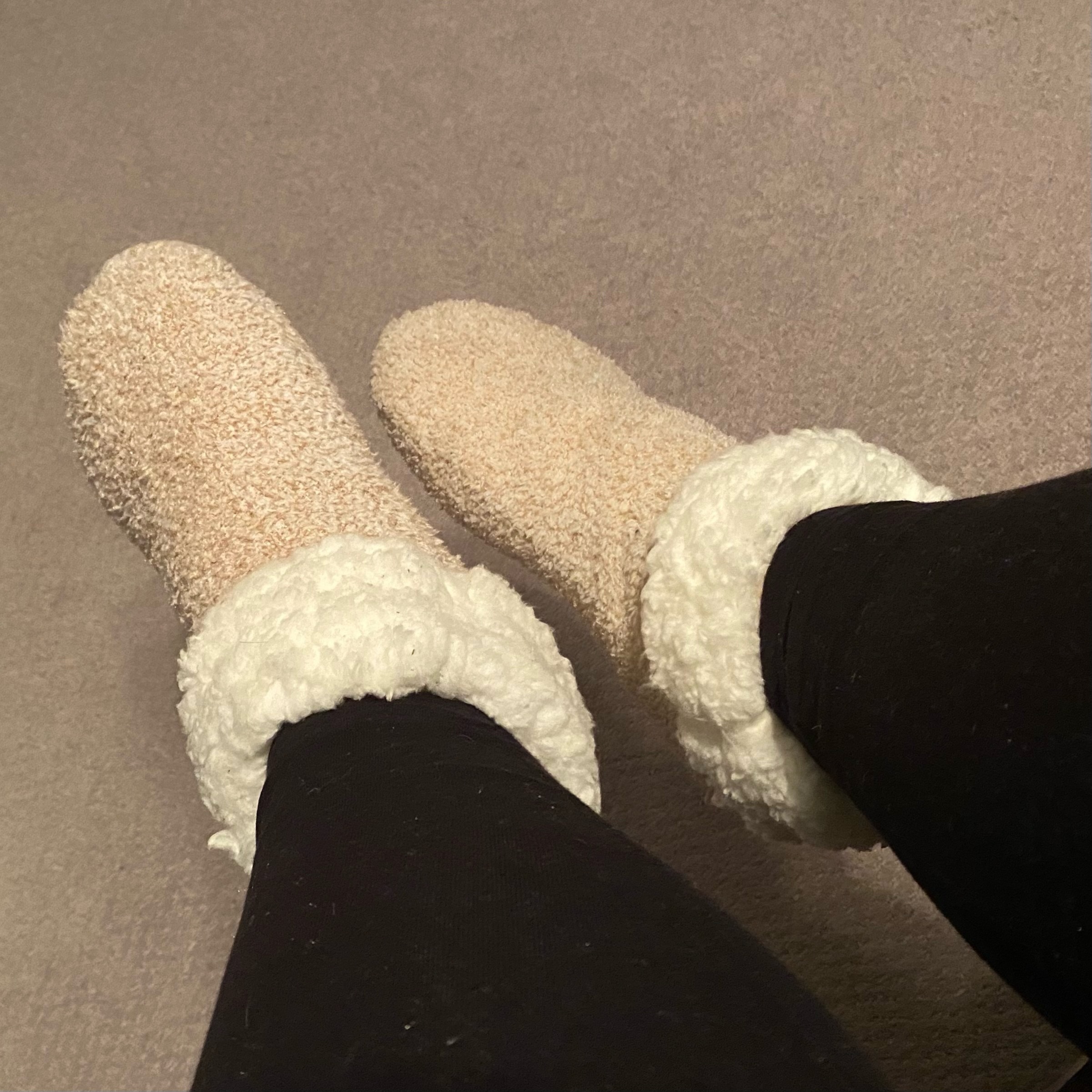 Feetyeawi22 OnlyFans