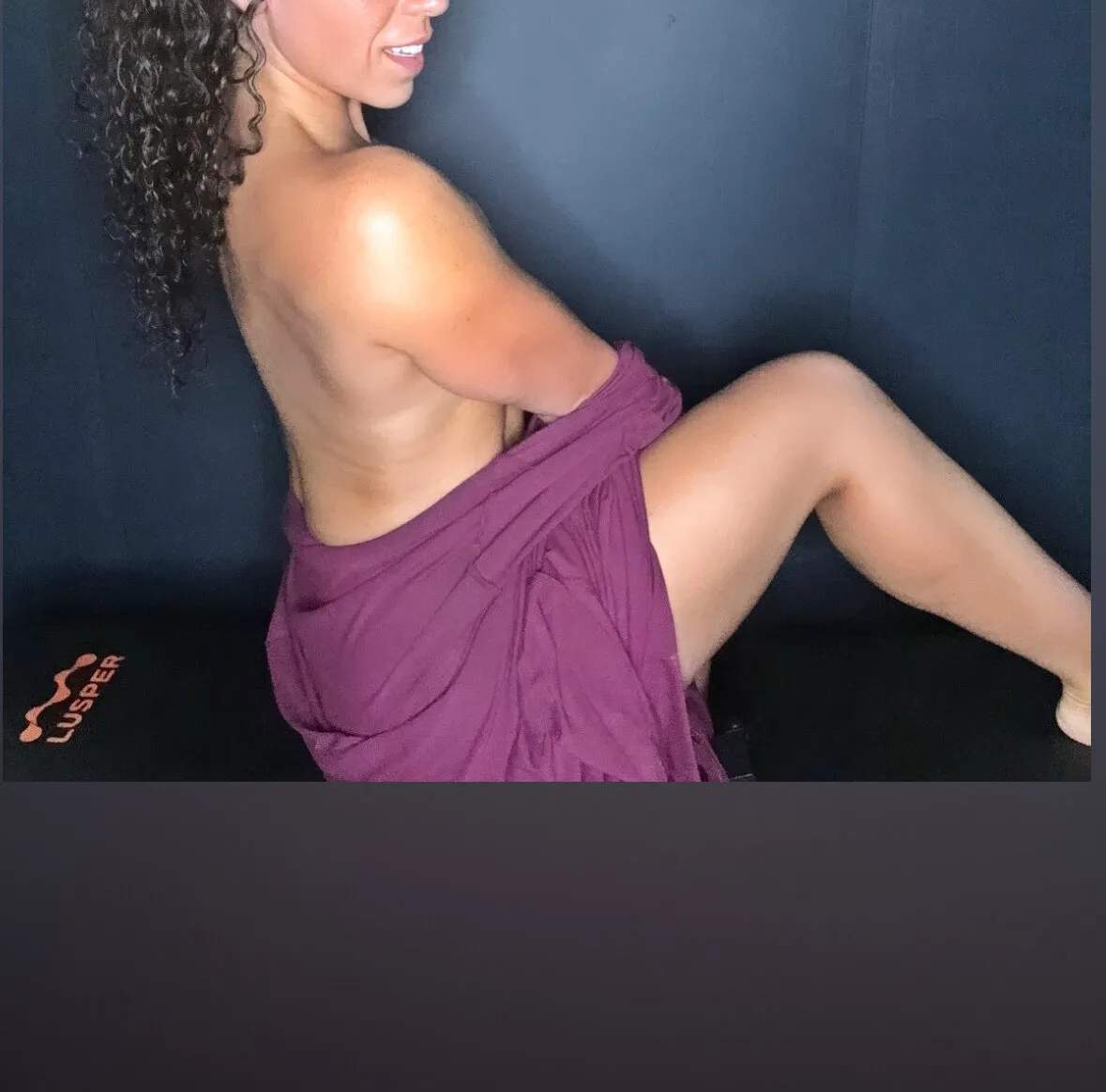 Viv Free OnlyFans header