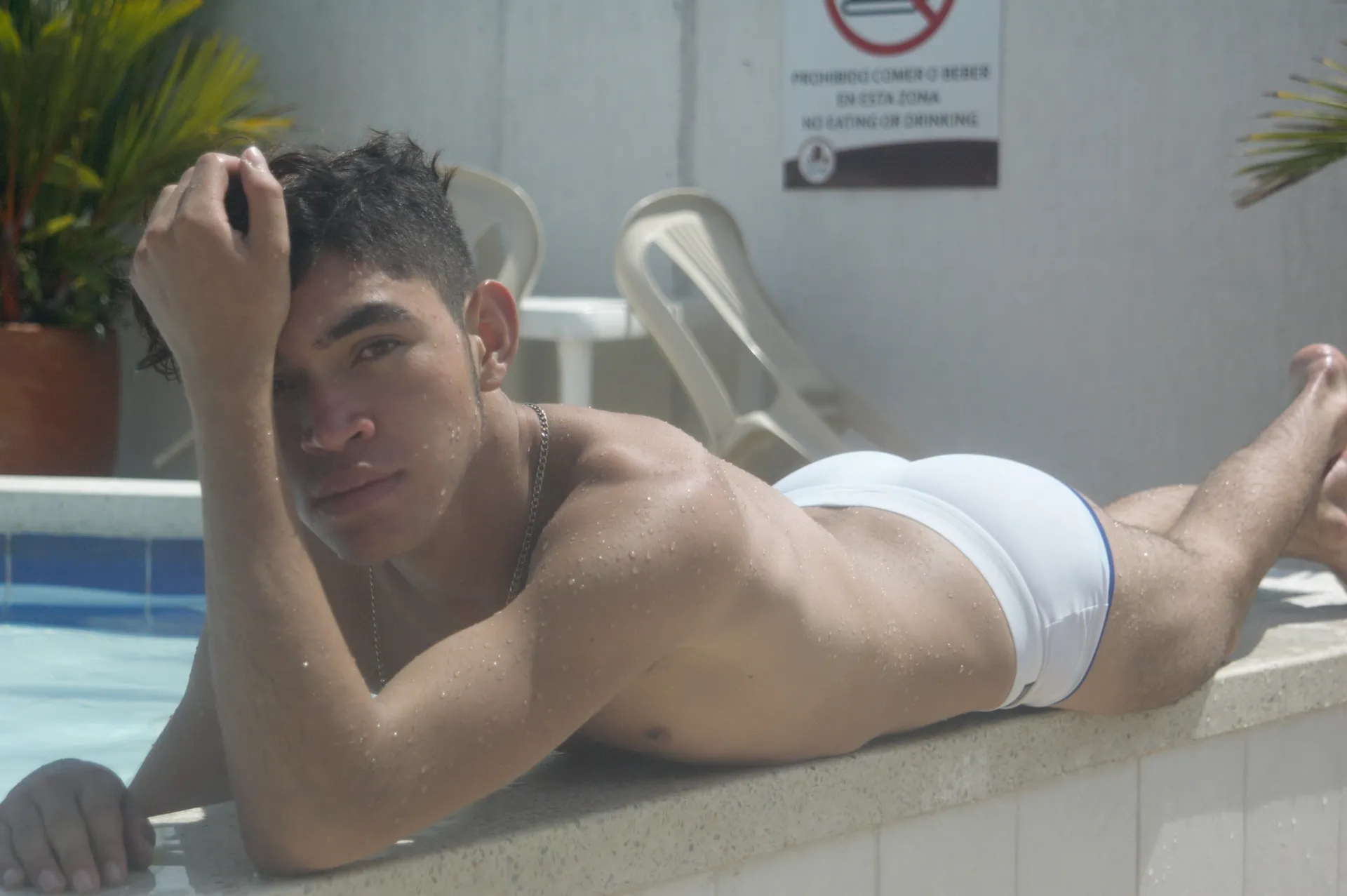 FELIPE MUÑOZ cover