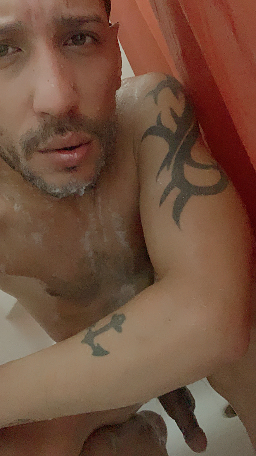 PrettyRican OnlyFans