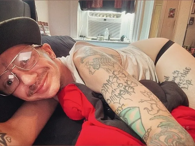 Bernie Butts OnlyFans header