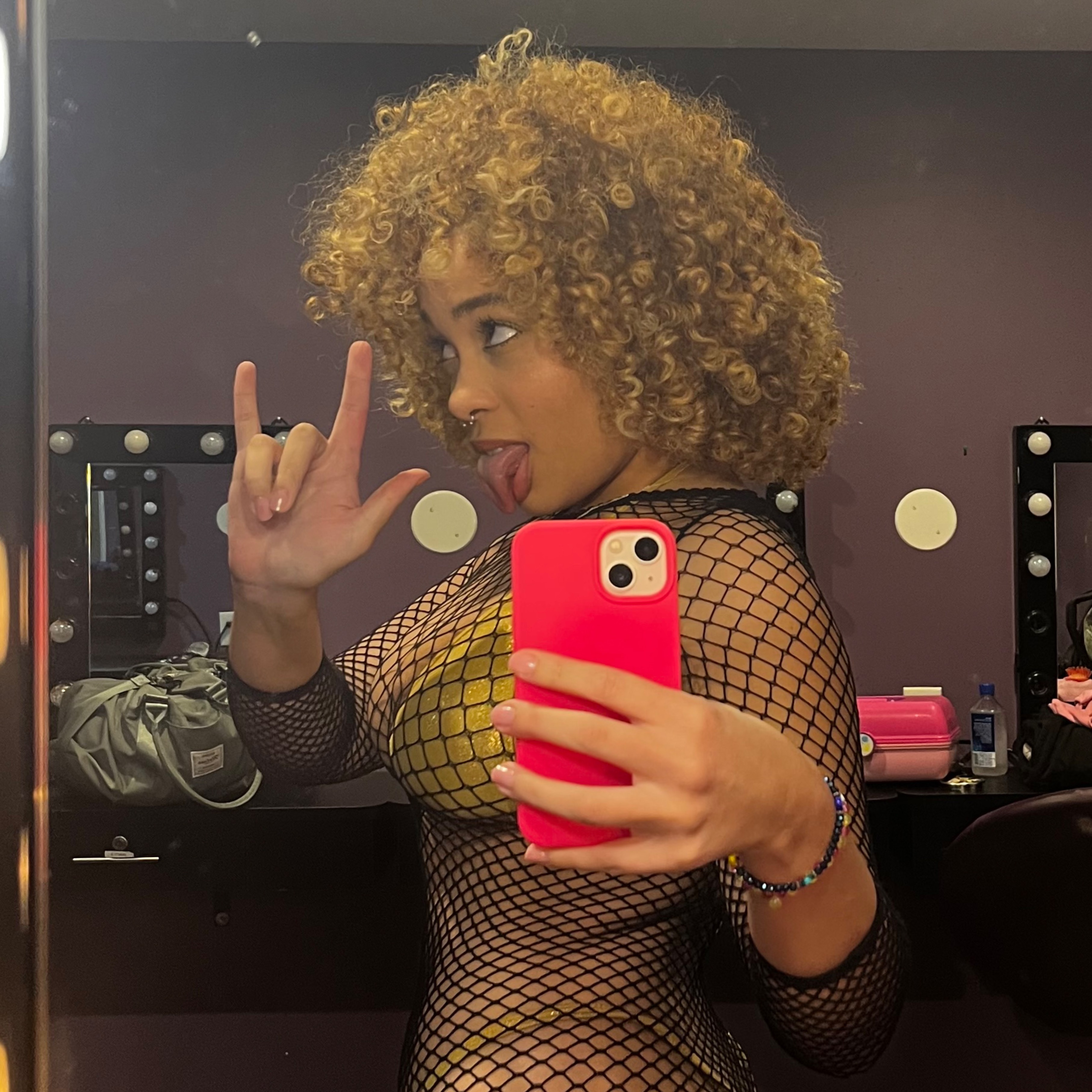 flowers (✿◠‿◠) OnlyFans