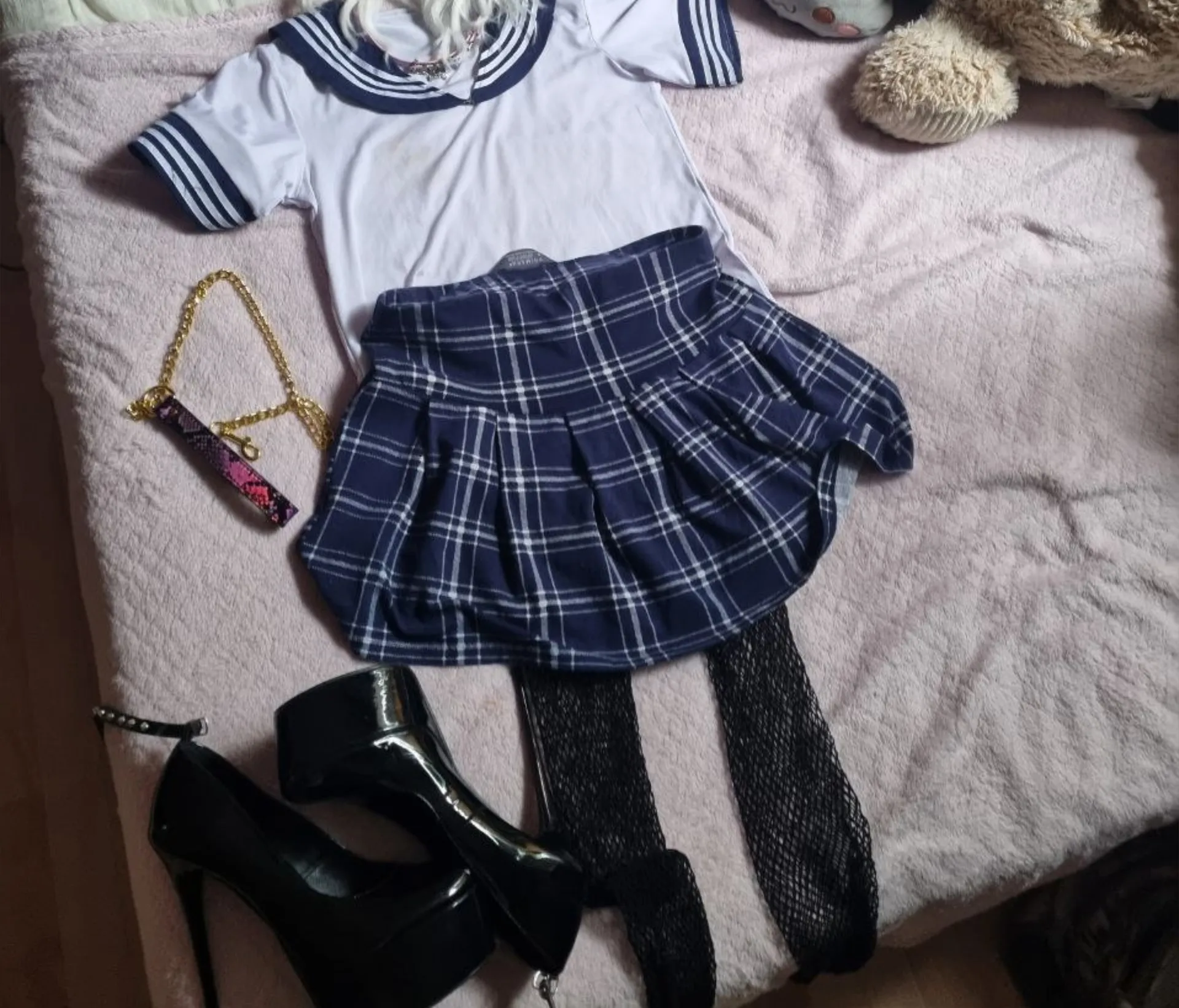 Louna OnlyFans header