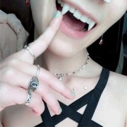 𝐹𝑒𝓂𝒹𝑜𝓂𝑜𝓂𝓂𝓎 OnlyFans