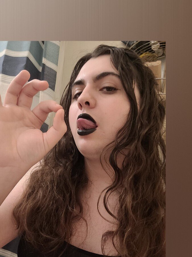 FemgirlMcAwesome1 OnlyFans