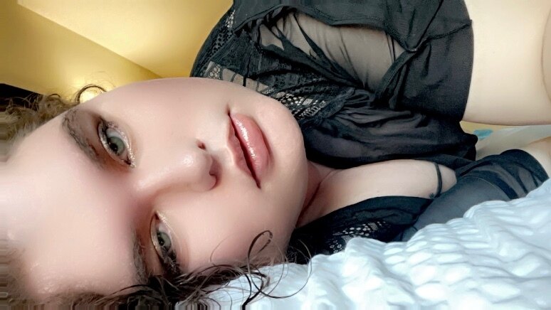 Helena OnlyFans header