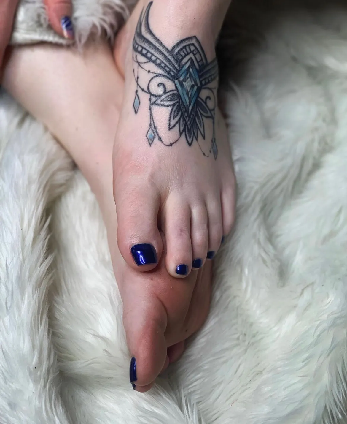 Femme Fetale Feet