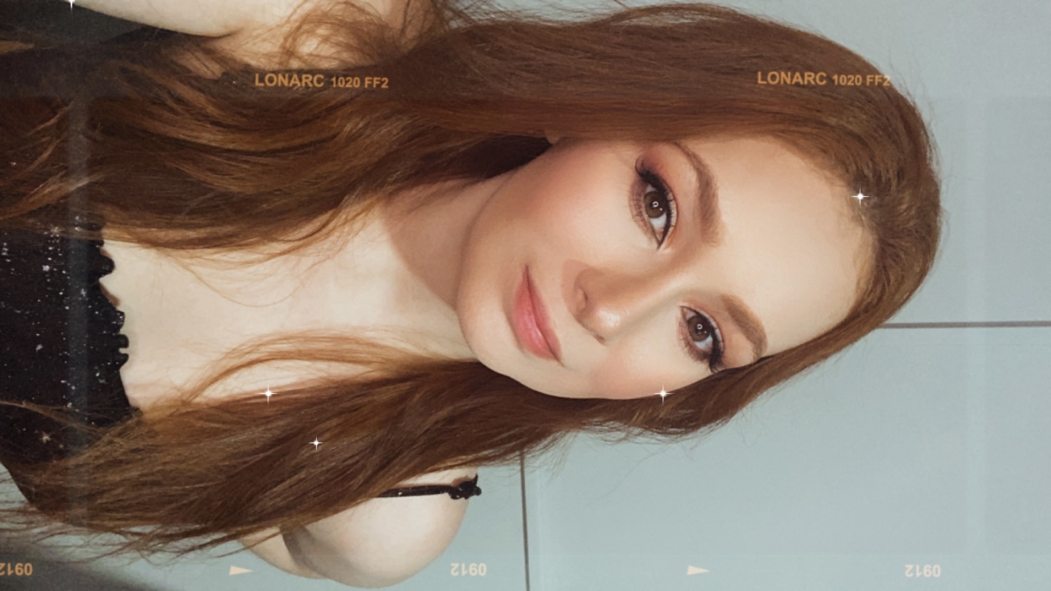 Fe Oliveira OnlyFans header