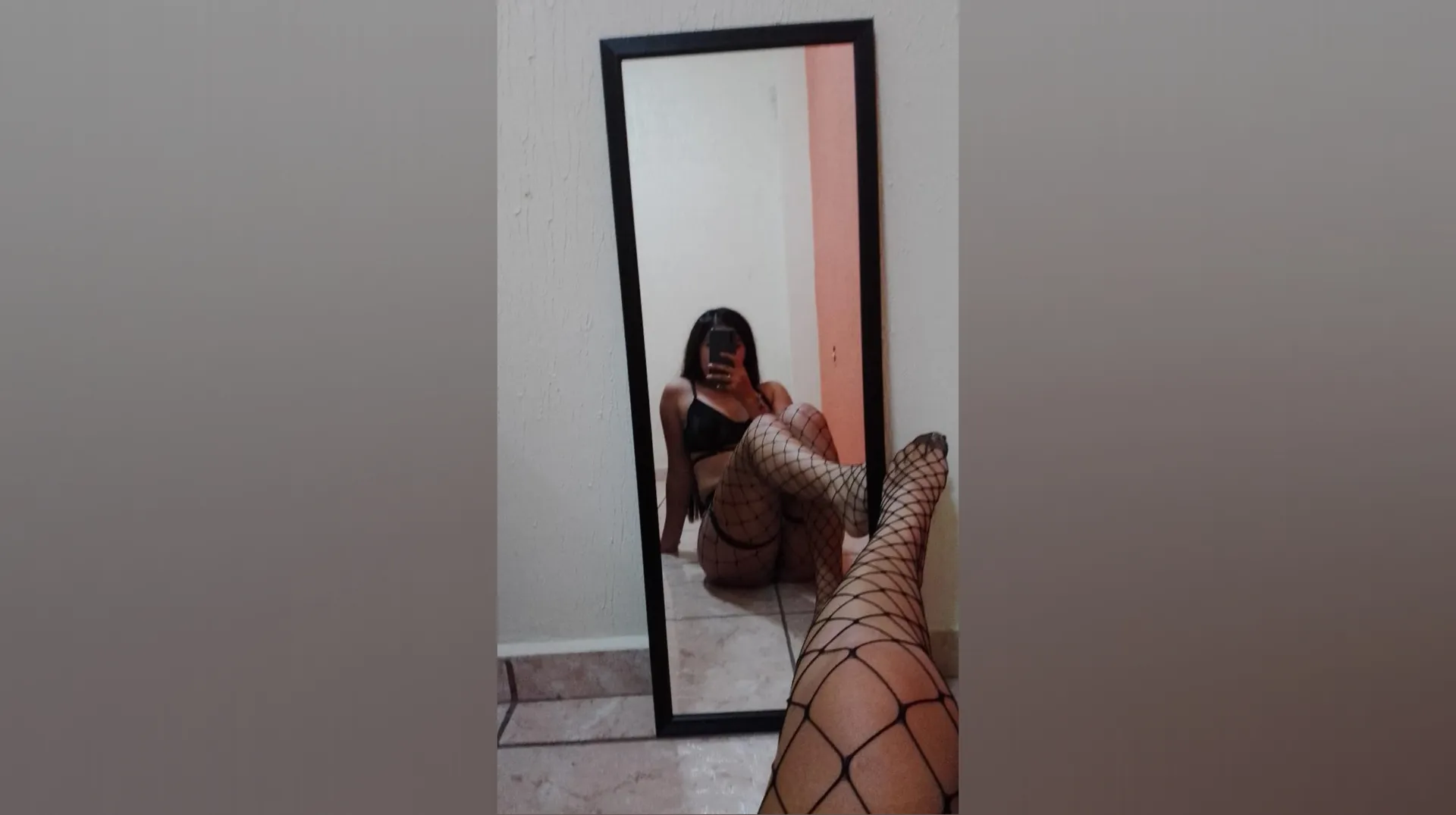 Fernanda OnlyFans header