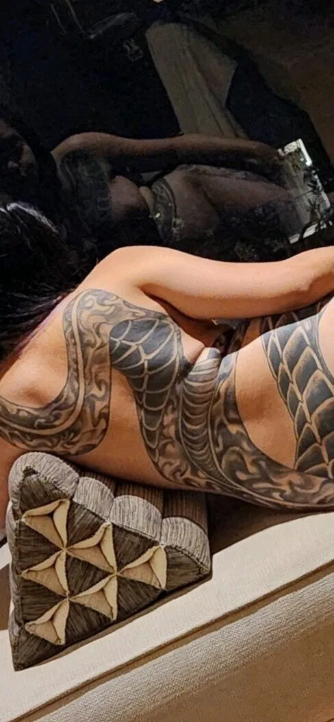 Feral_Linn OnlyFans header