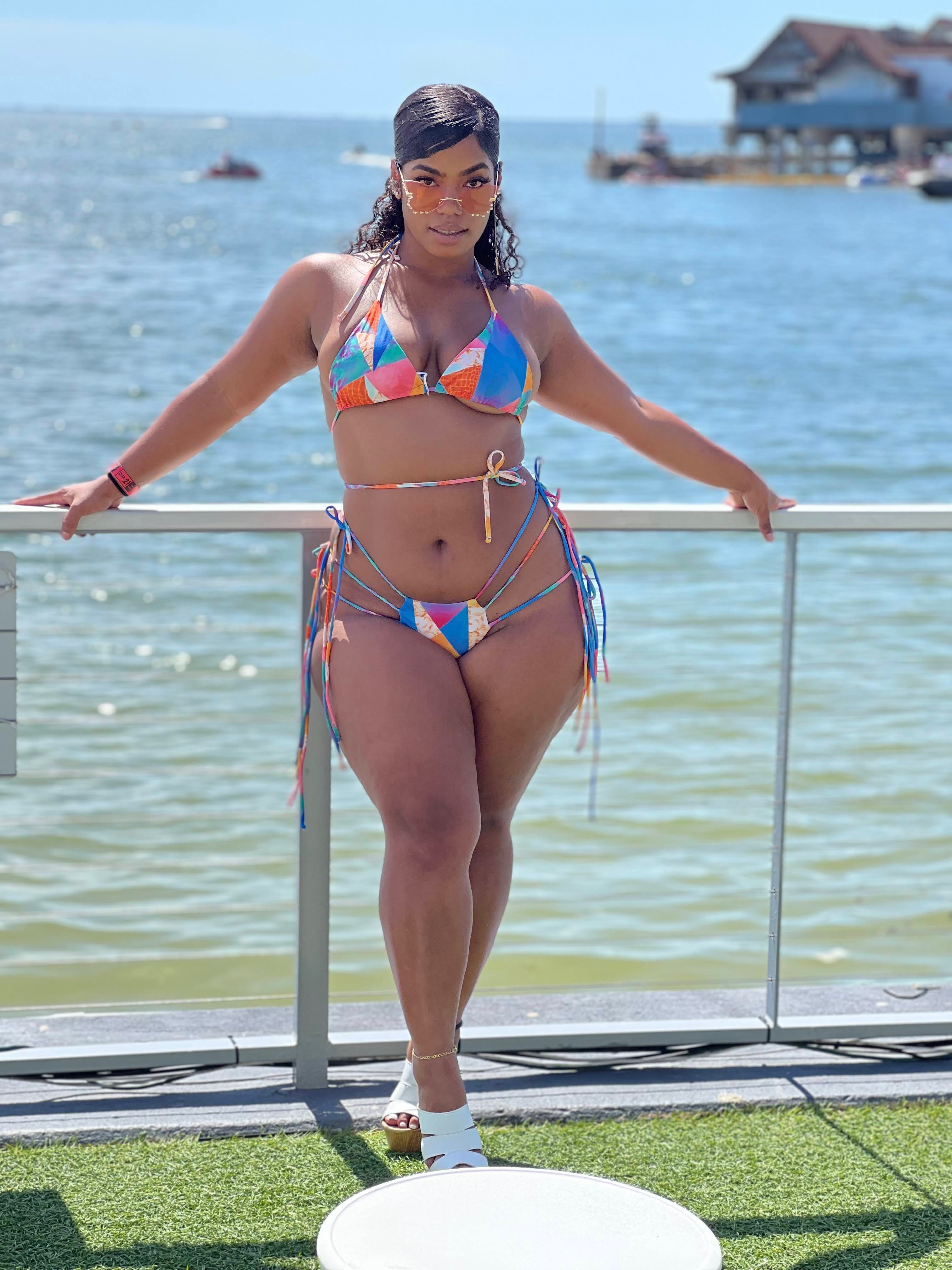 Feralthighs OnlyFans