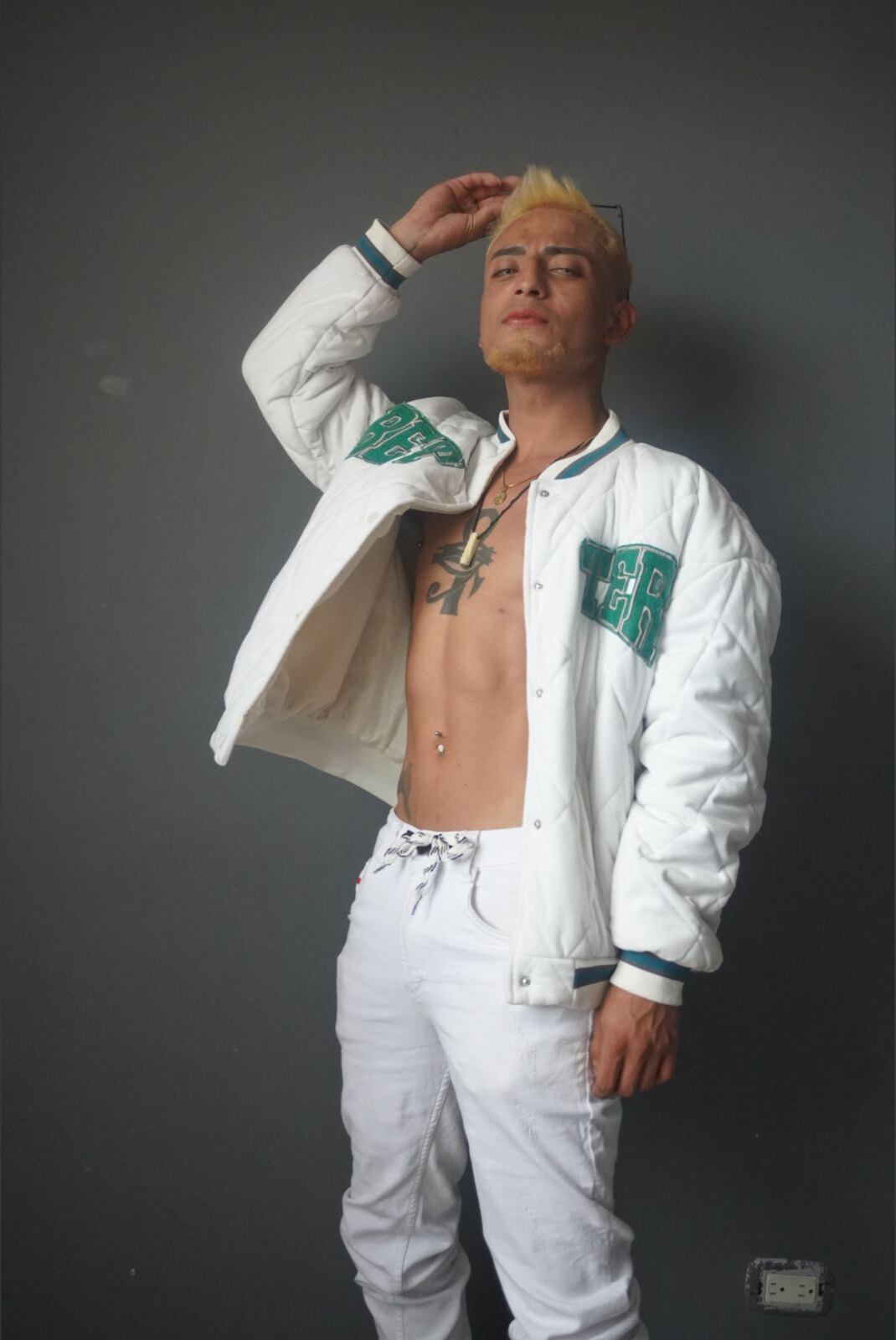 Feelucyboy_666 OnlyFans