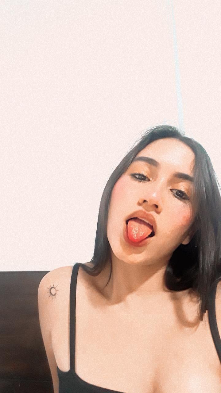 Fernanda V OnlyFans header