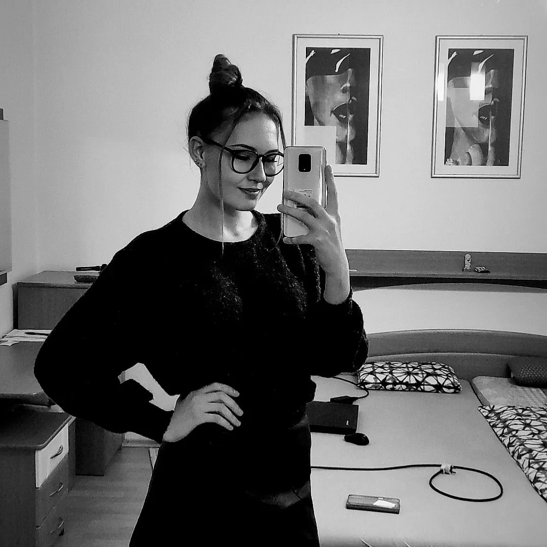 fialovee OnlyFans header