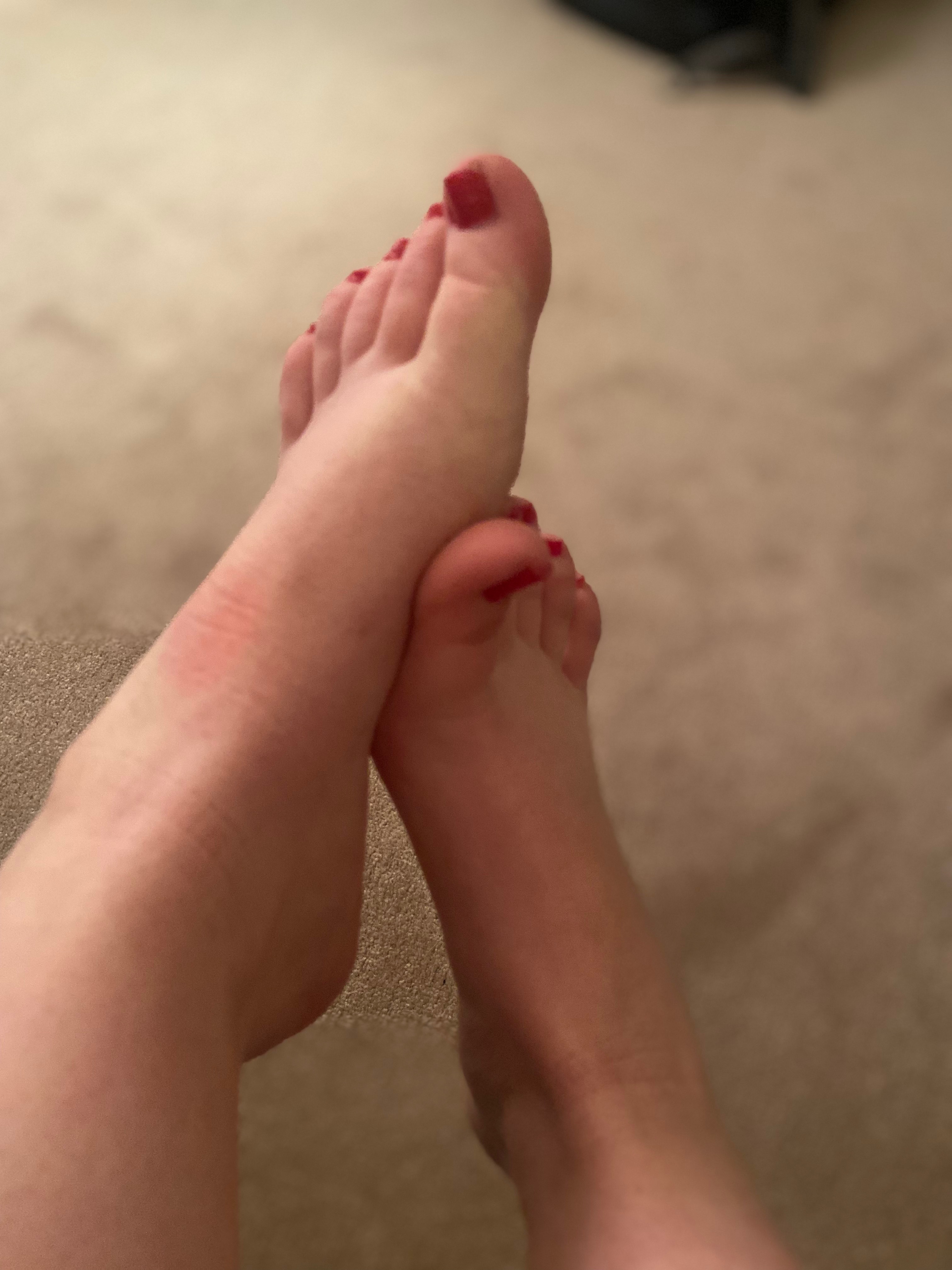 FiestyFeets OnlyFans