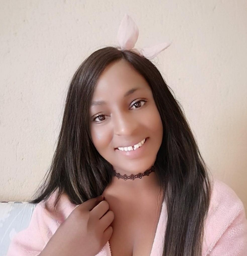 fifi28 OnlyFans header