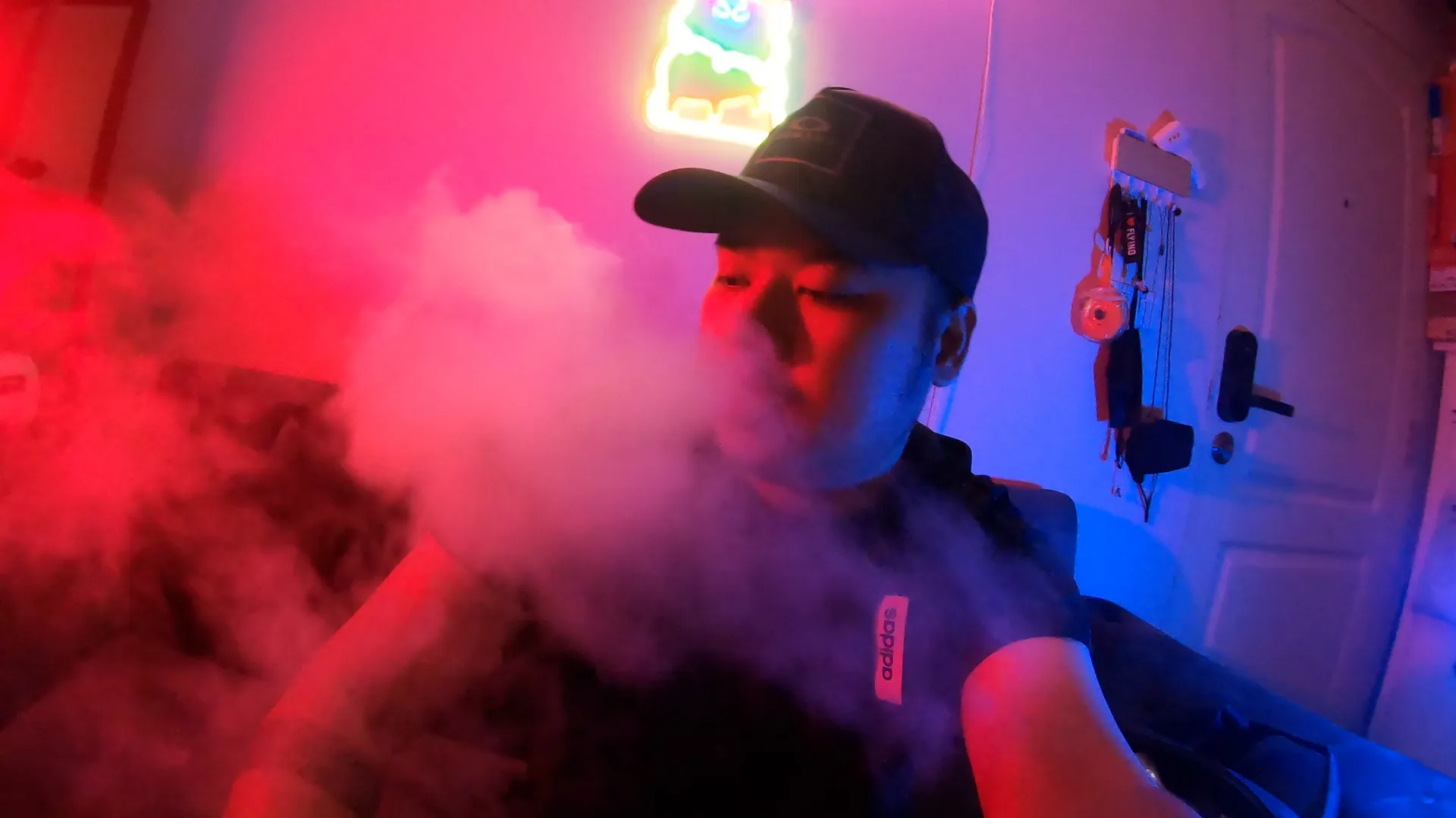 สันจร นอนดึก