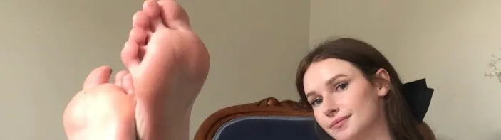 Isabella OnlyFans header