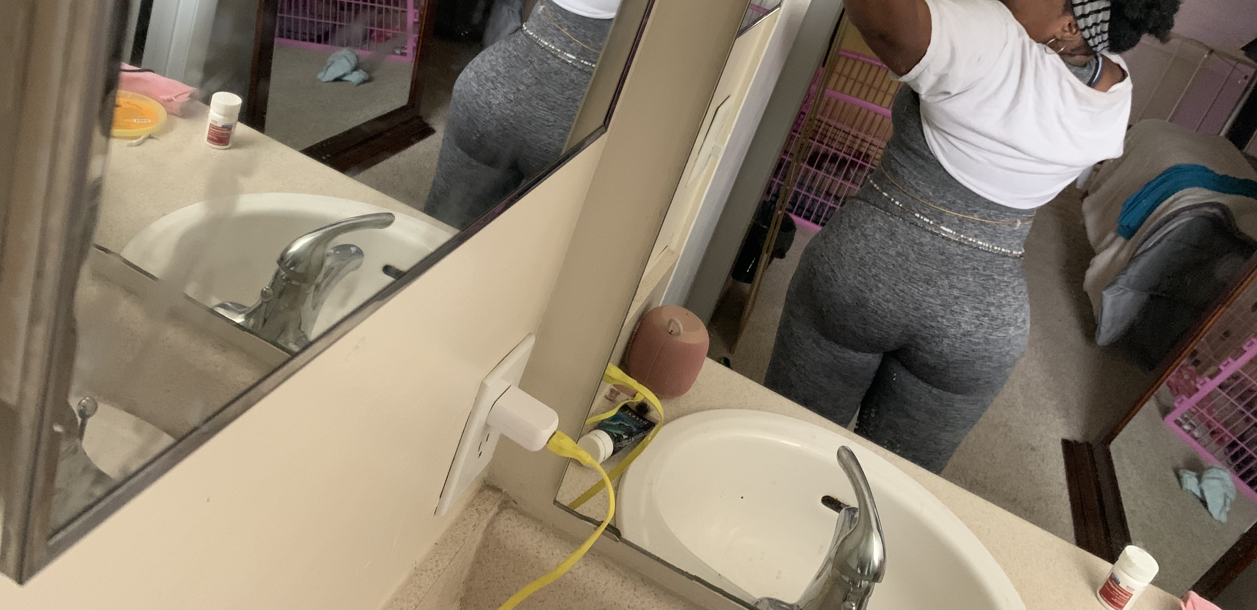 Buttercup 💛 OnlyFans header