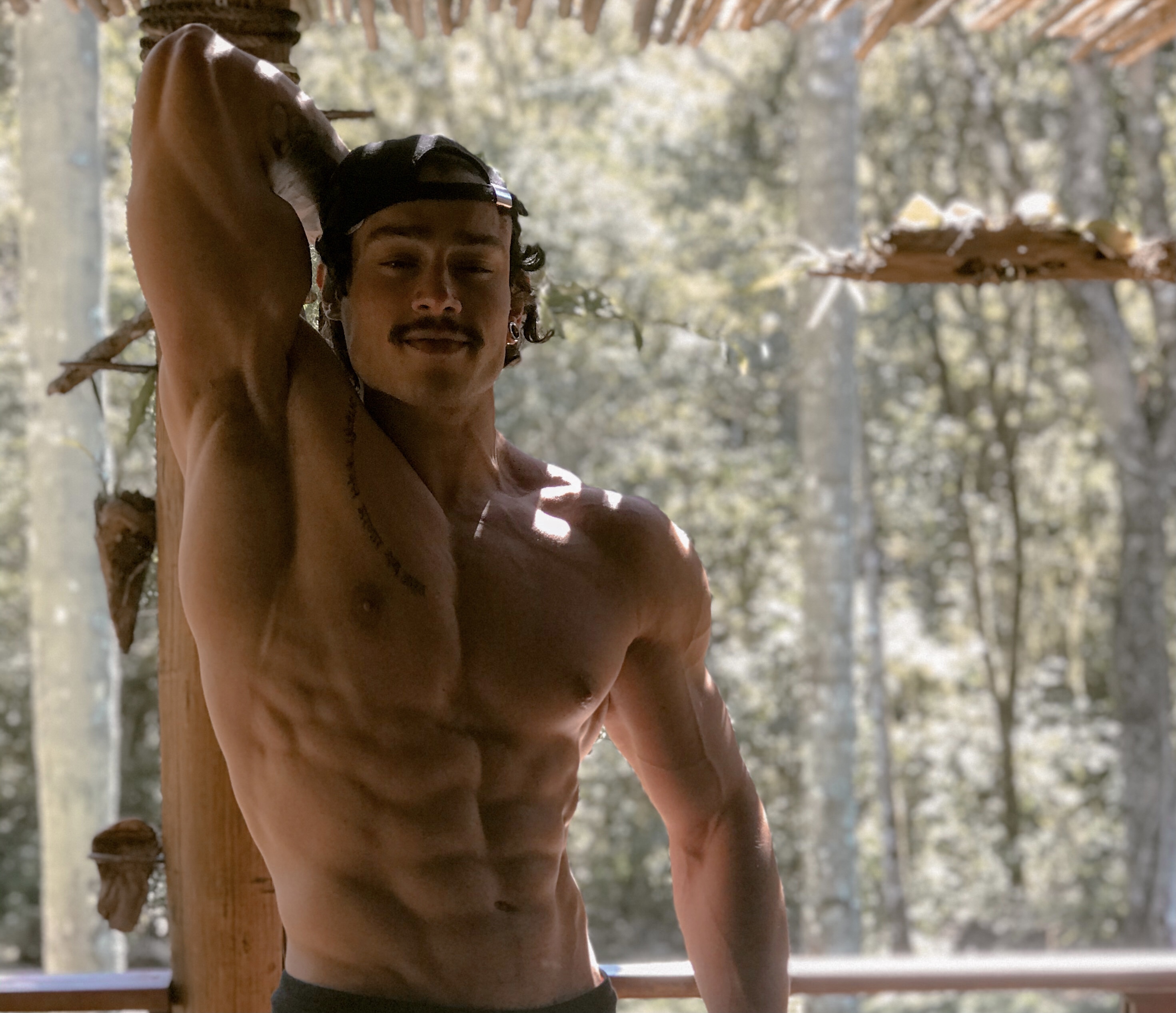 Fingon OnlyFans header