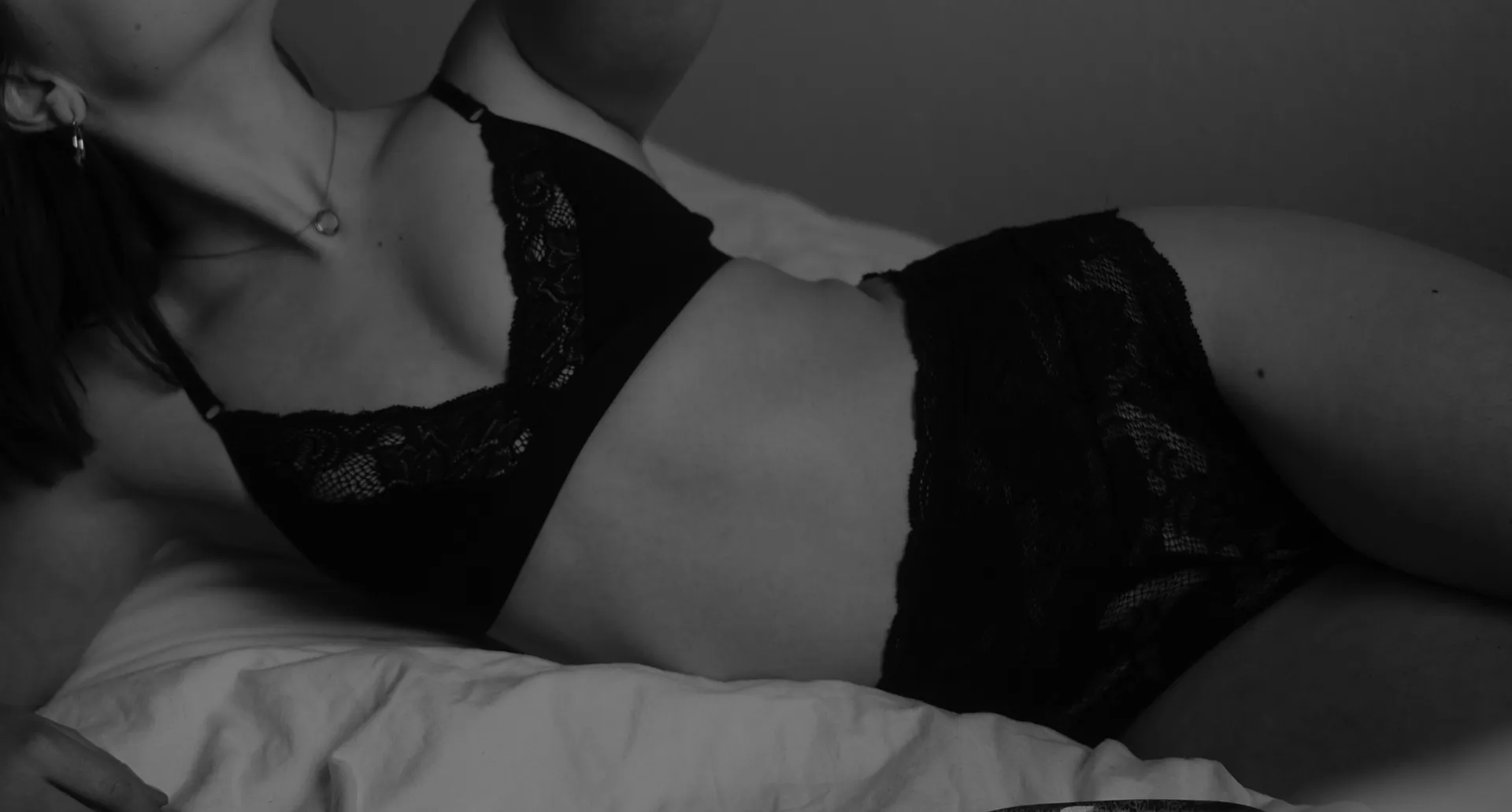 fiorella OnlyFans header