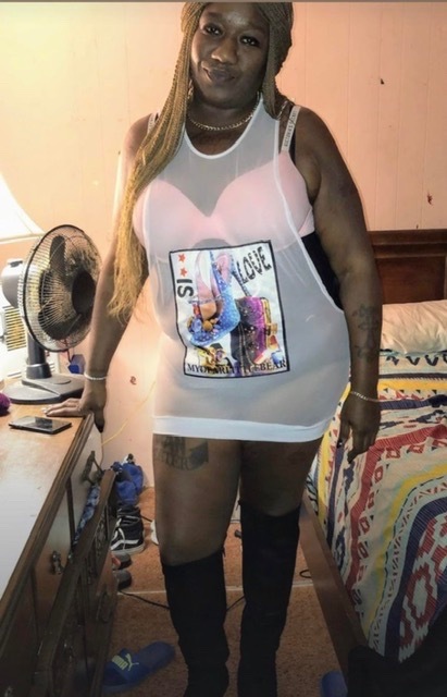 FieNikki OnlyFans header