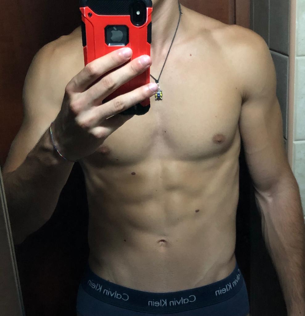 Fit Straight Italian Boy OnlyFans