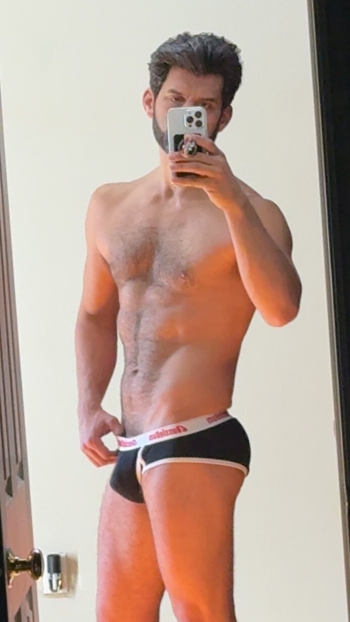 Fit DILF Daddy OnlyFans