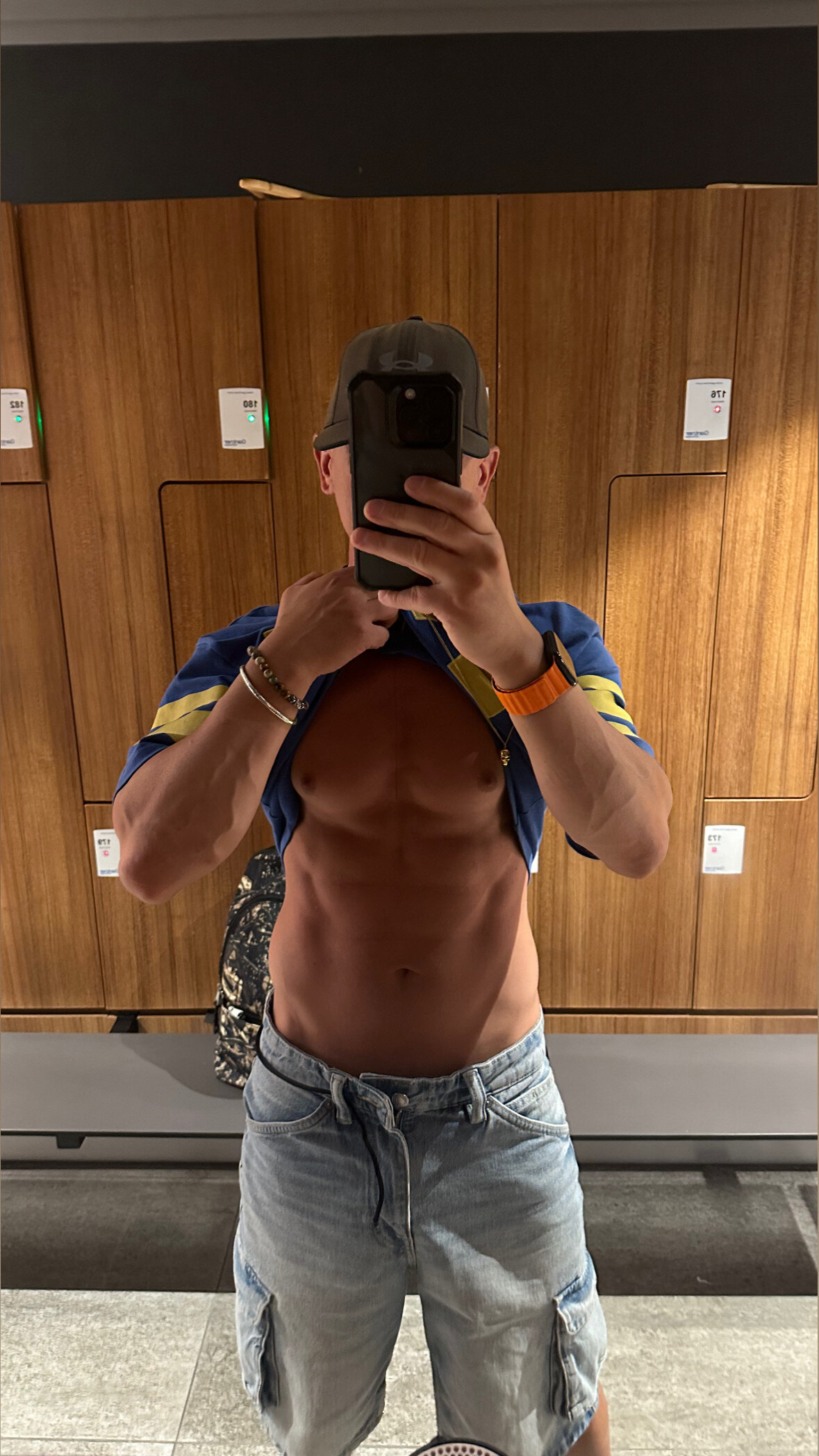 Auro OnlyFans