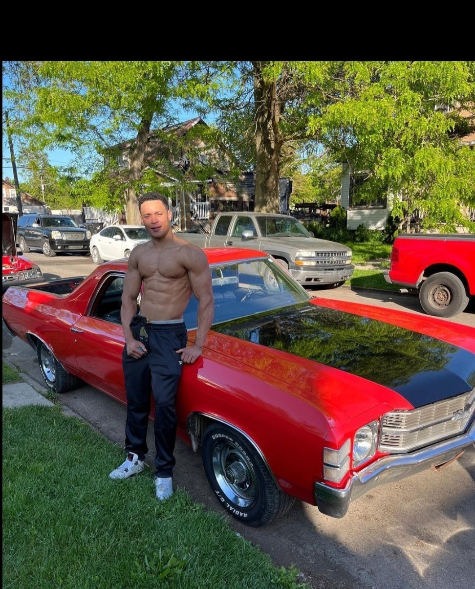 Papi OnlyFans header