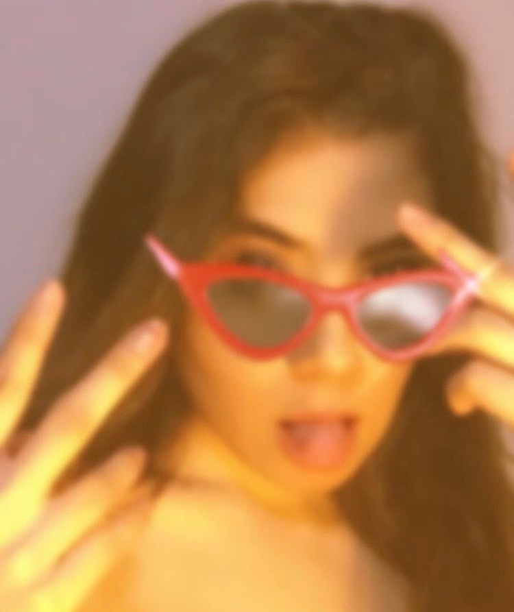 Estefani OnlyFans header