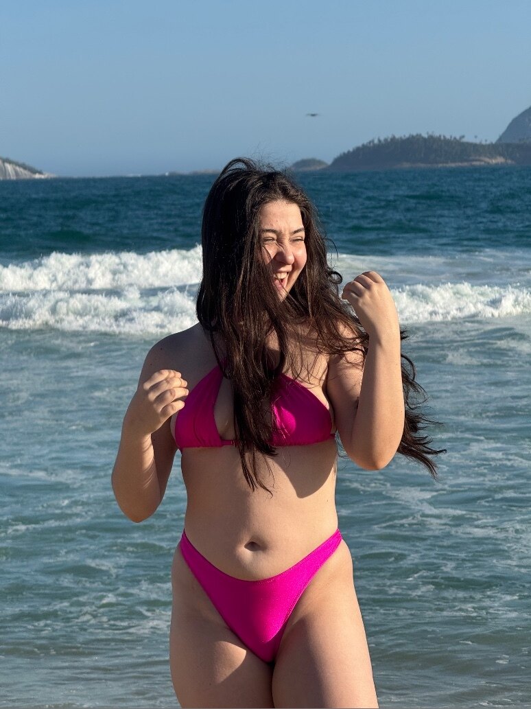 Flora Favaretto OnlyFans