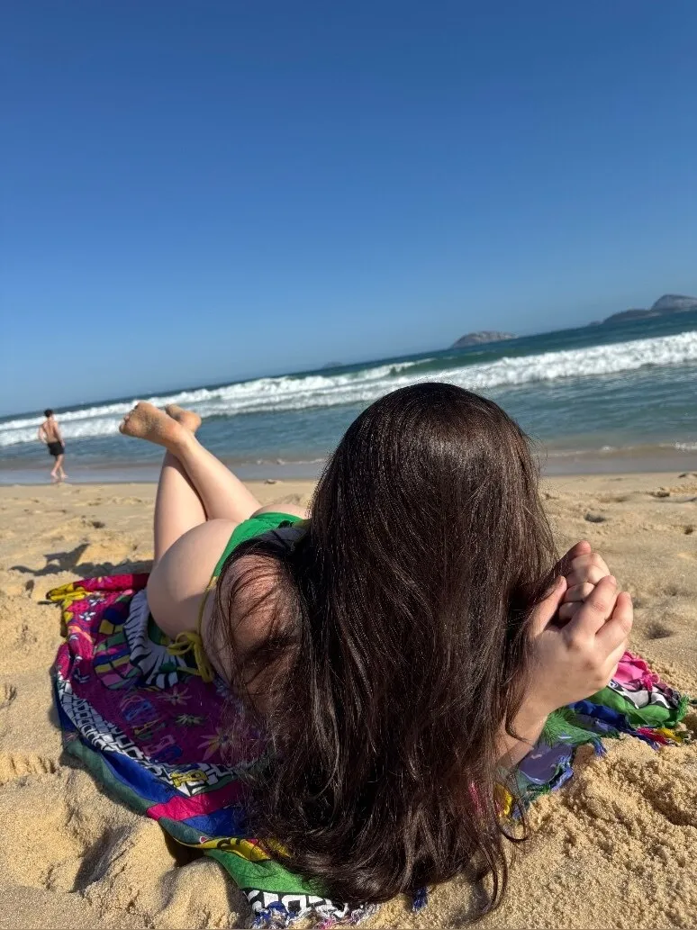 Flora Favaretto OnlyFans header