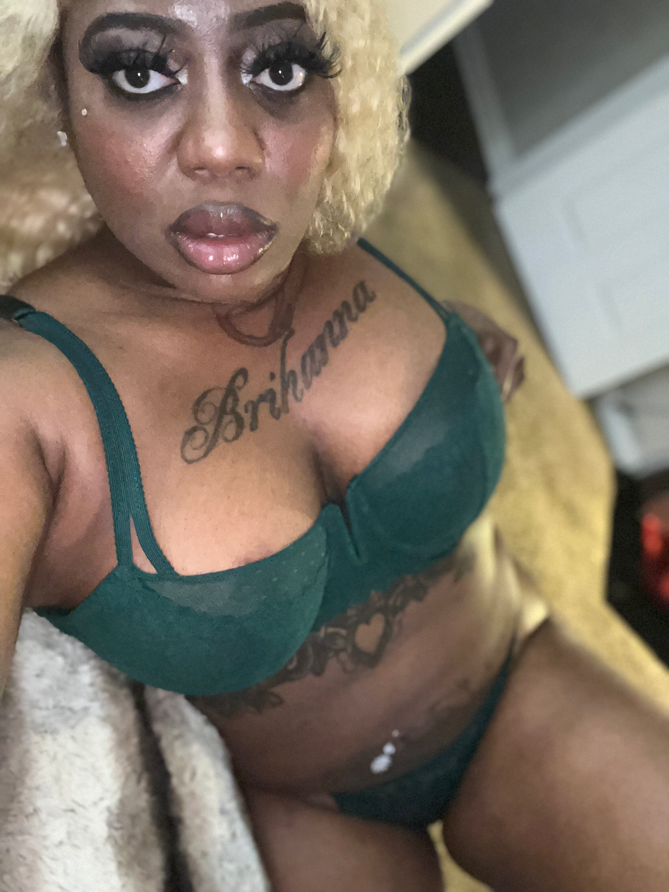 Miss Vee 💋 OnlyFans