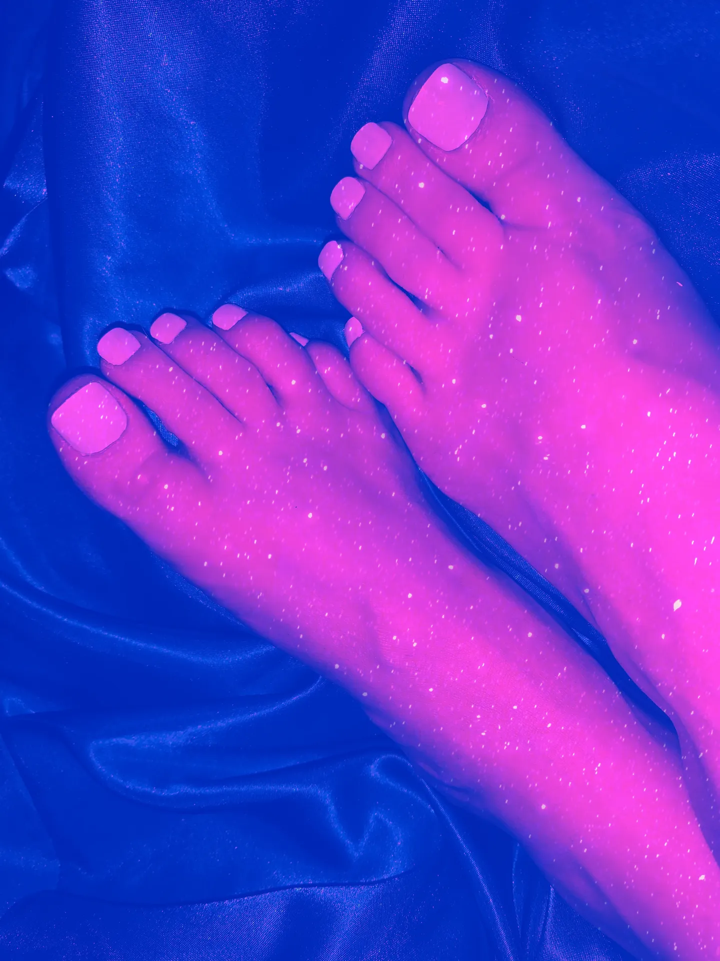 ⛓ FOOT-WORSHIPPING 👠