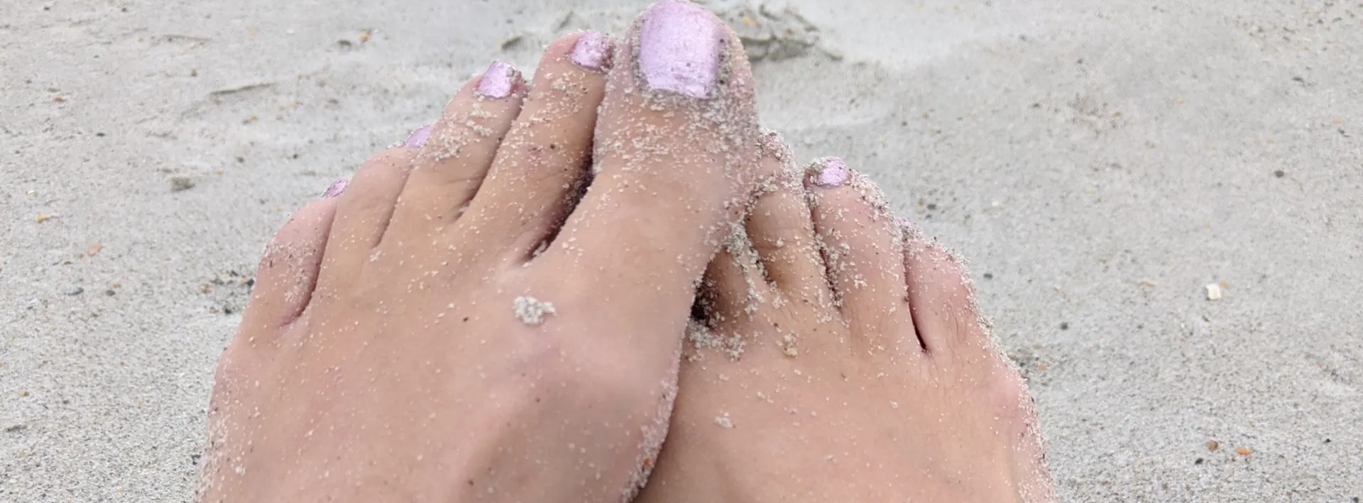 Dlyn@foot fetish OnlyFans header