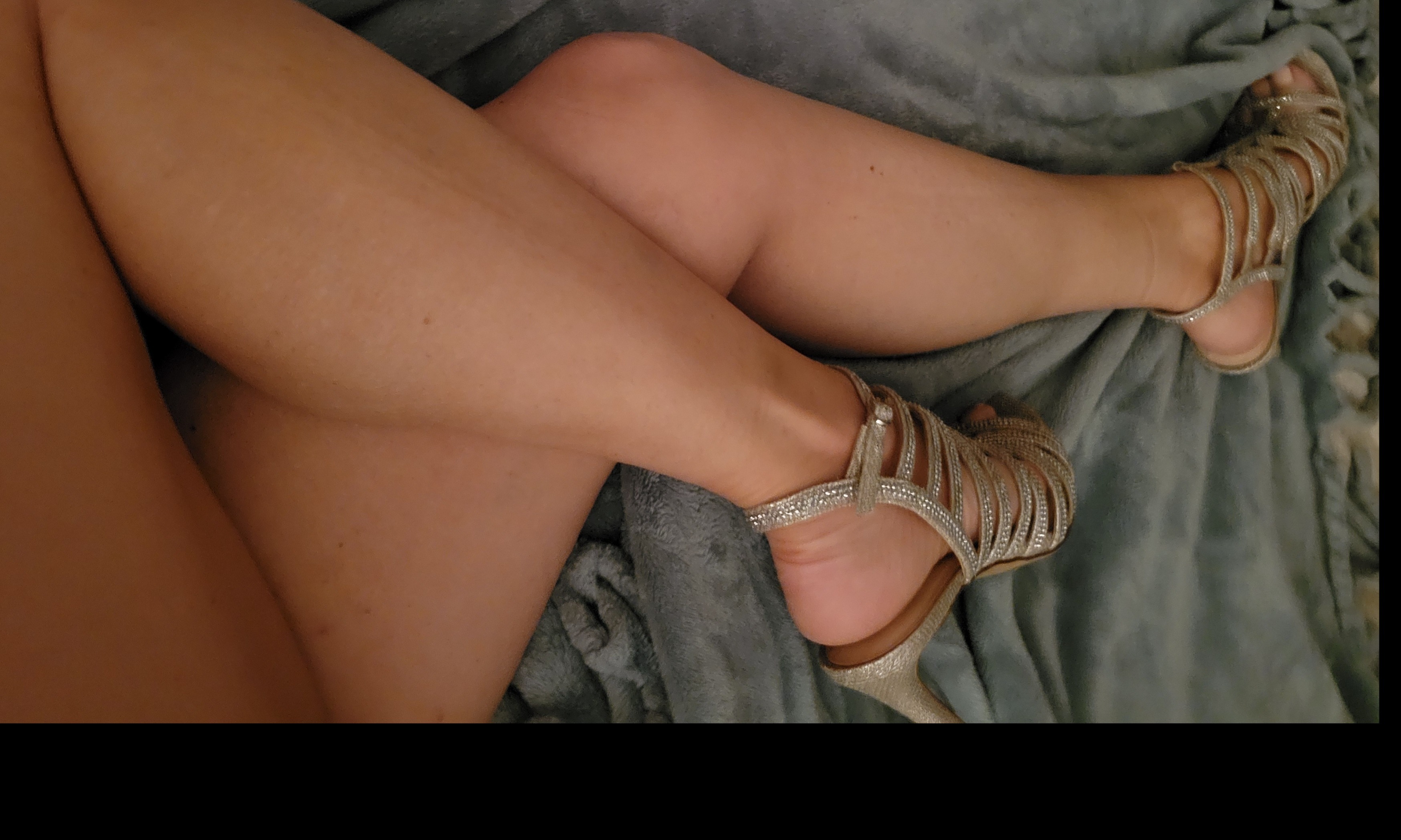 Farrah OnlyFans header