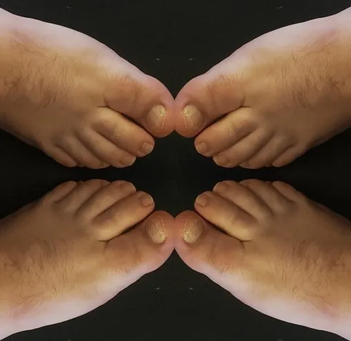 Feet &amp; kink customs