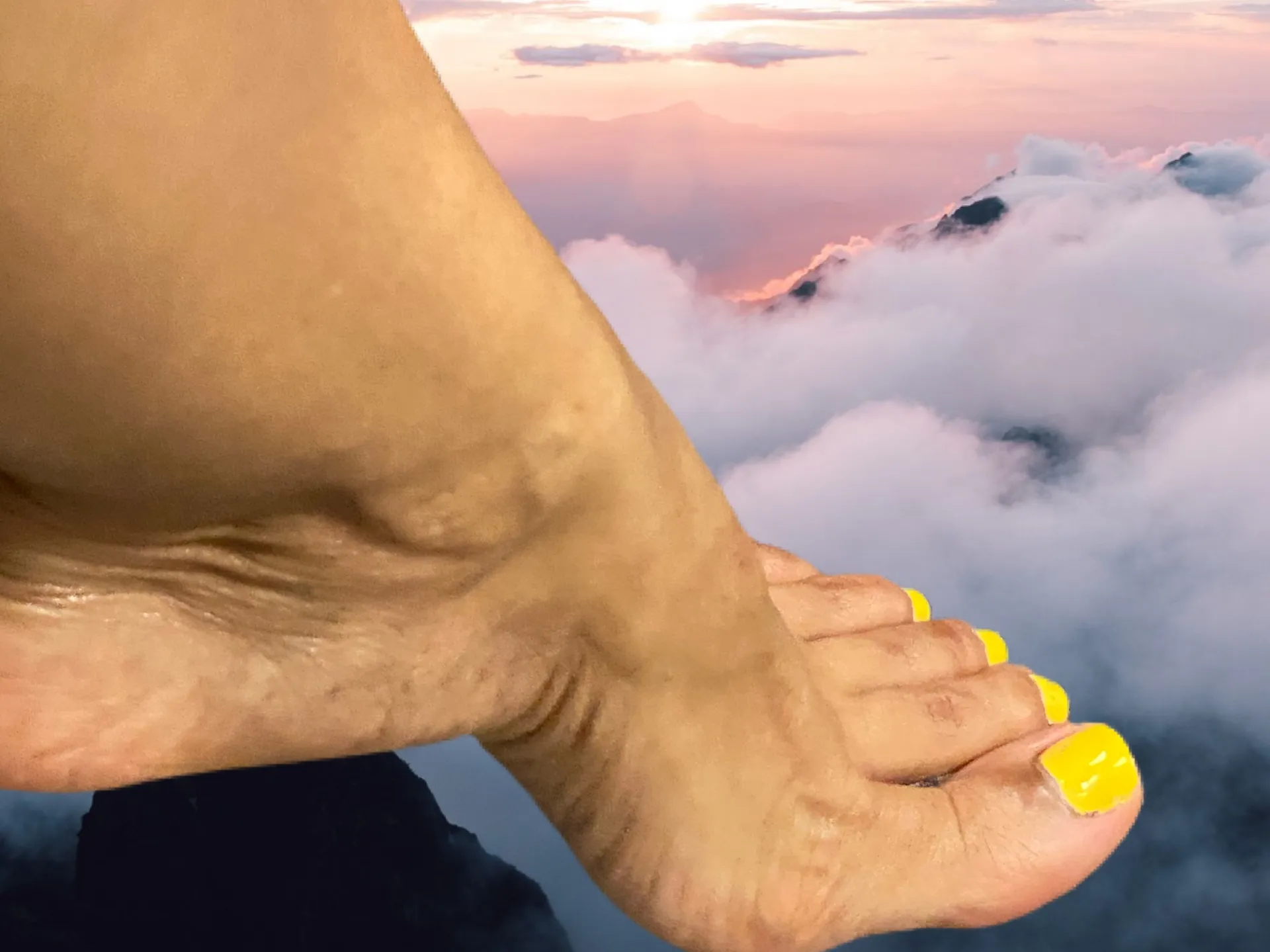 FootRise 🦋 OnlyFans header