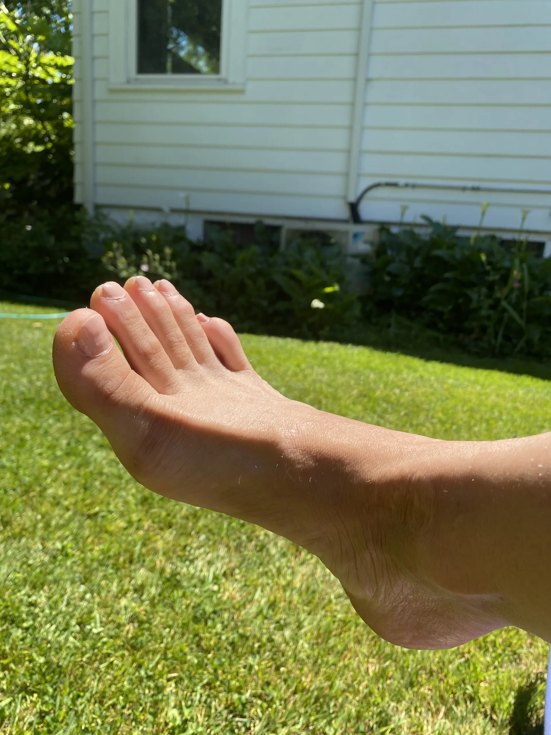 Bella Footsie OnlyFans header